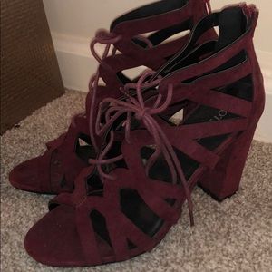 vibrant magenta zip up heels!